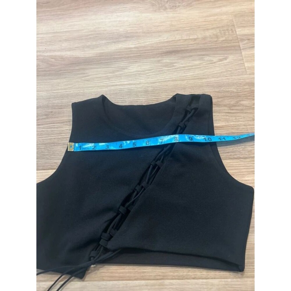 Crop top - Picture 3 of 9